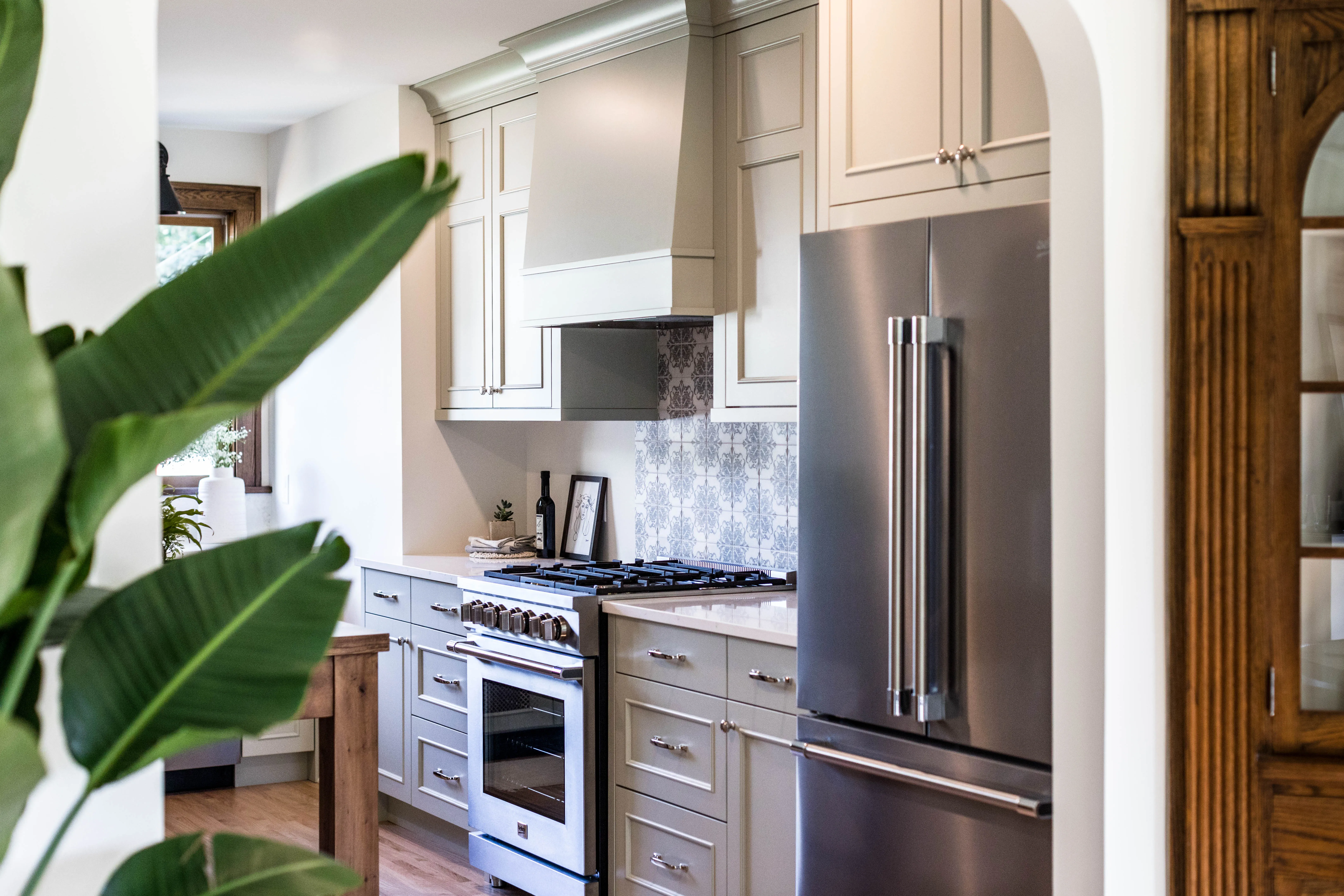 Common Kitchen Design Mistakes: Why is the cabinet above the sink smaller?