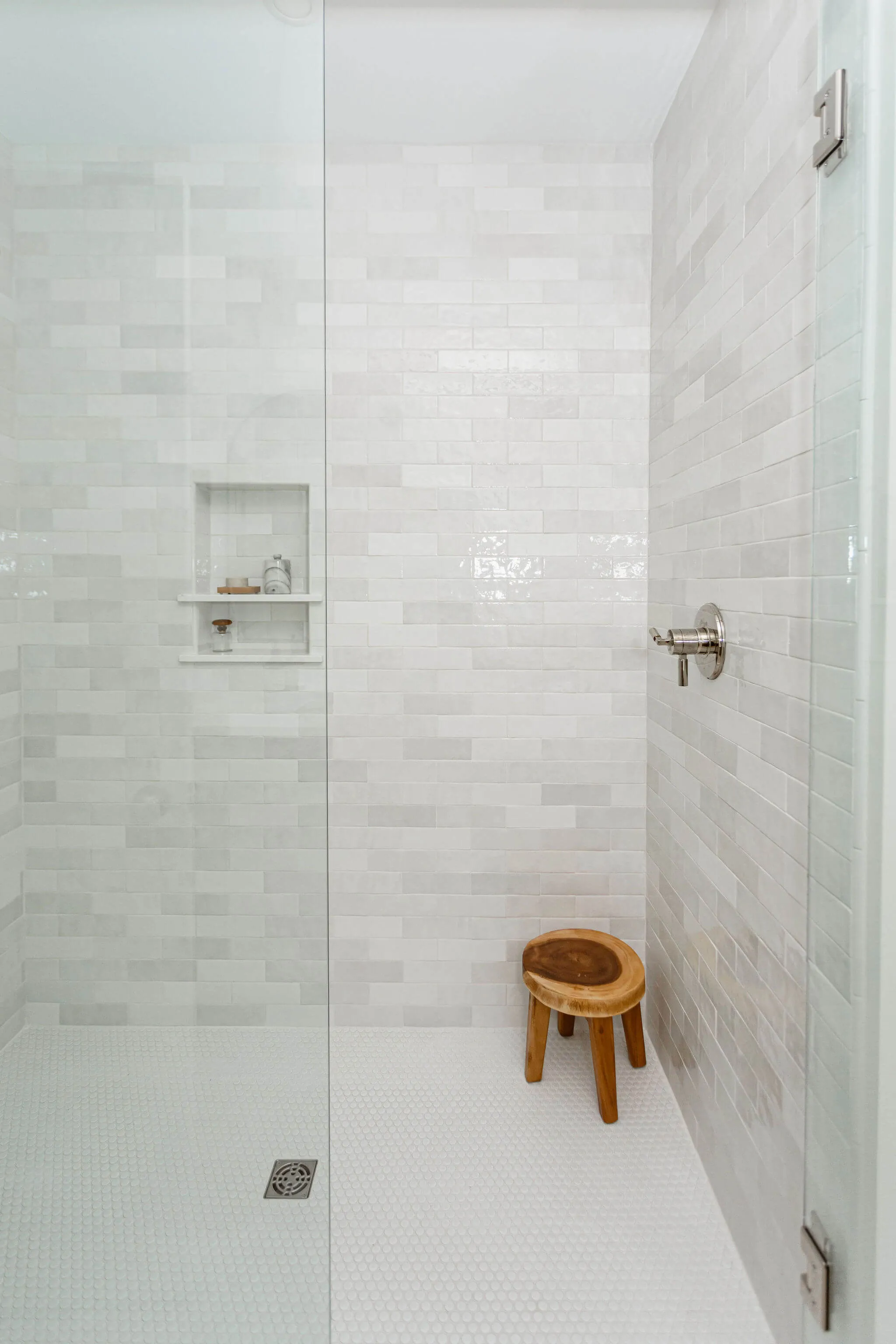 5 Must Haves in a New Primary Suite