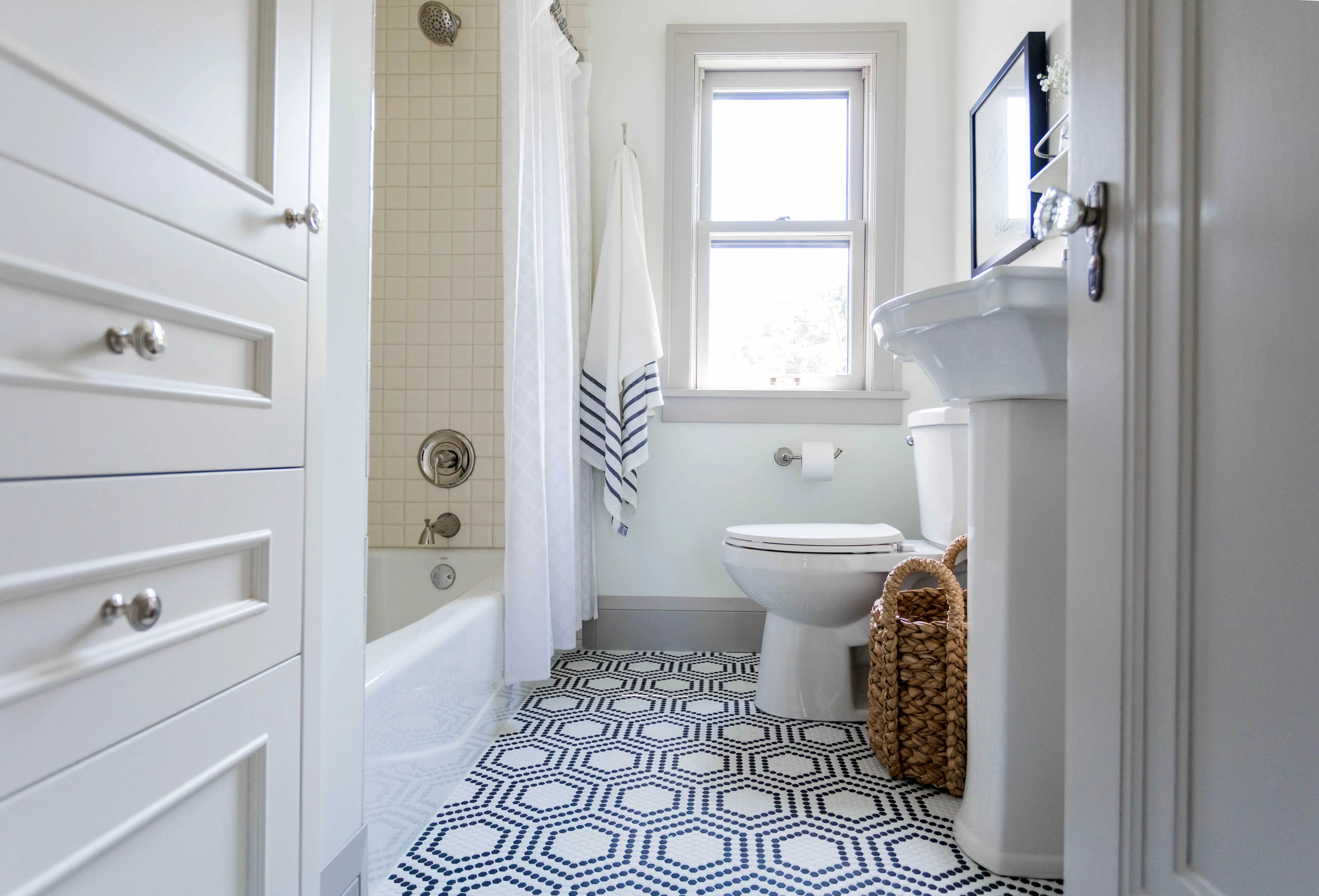 5 Ways to Update a Tudor Home
