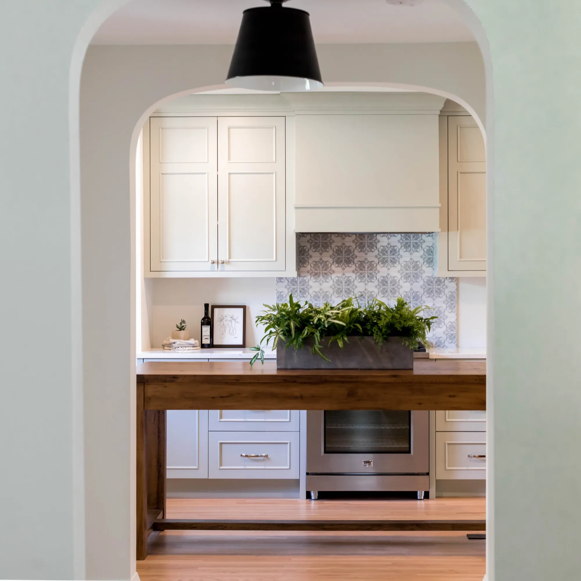 5 Ways to Update a Tudor Home